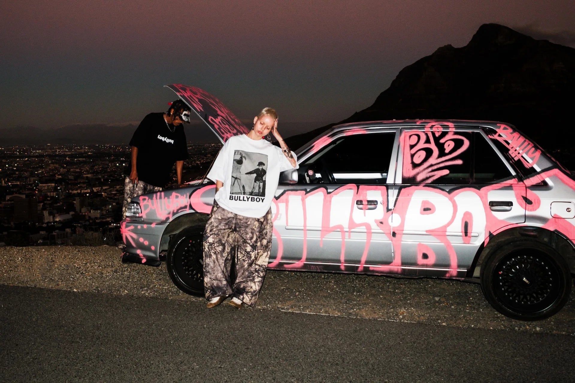 WHIP TEE